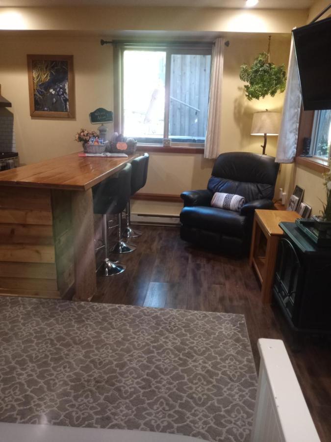 Forest Sweet Retreat Hot Tub & Wood Fired Sauna 우크루렛 외부 사진